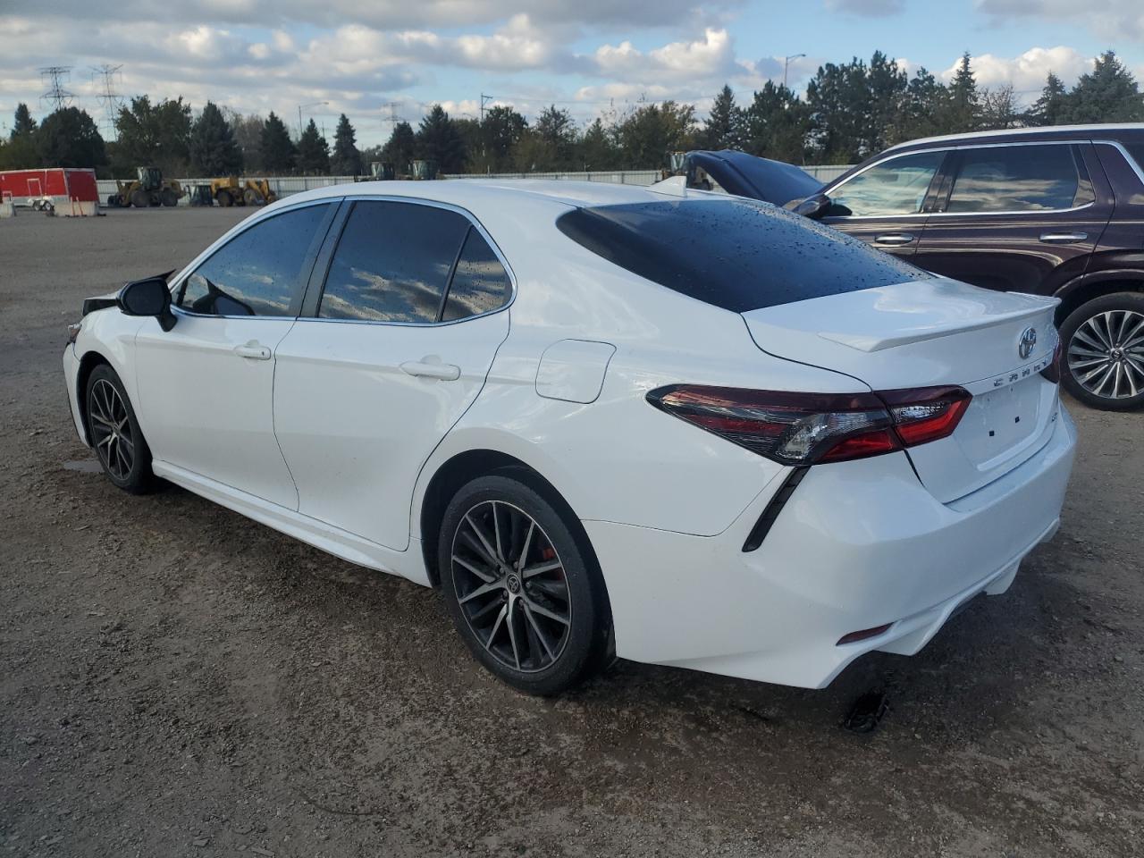 TOYOTA CAMRY SE