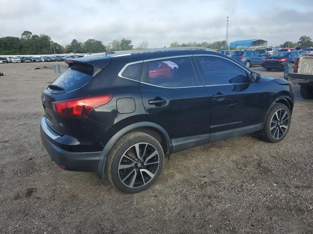 NISSAN ROGUE SPORT S