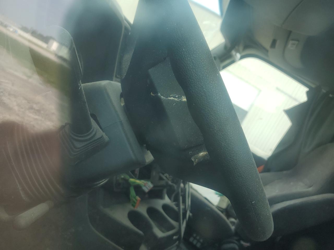 Lot #3278585932 2019 INTERNATIONAL LT625