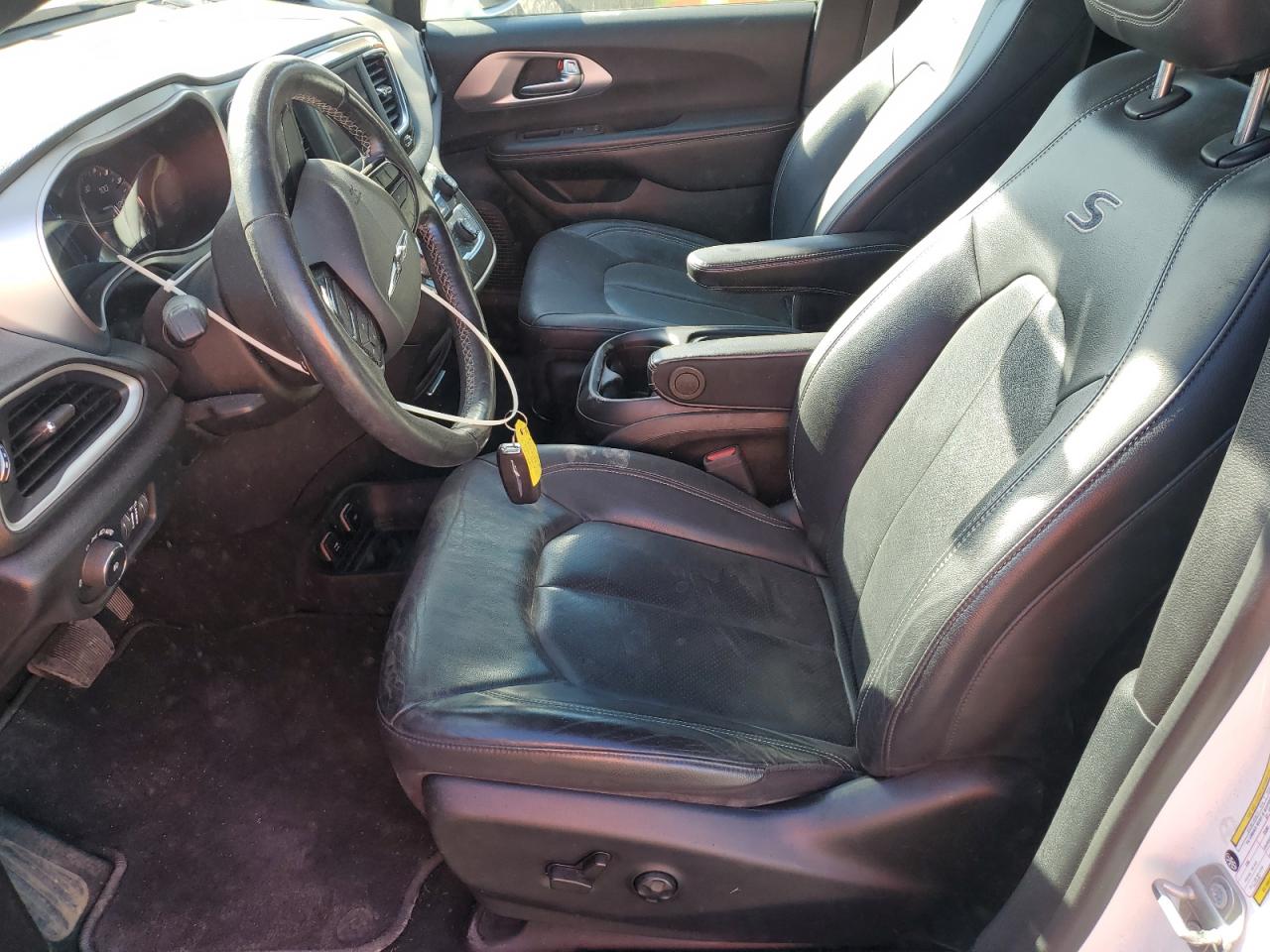 CHRYSLER PACIFICA TOURING L