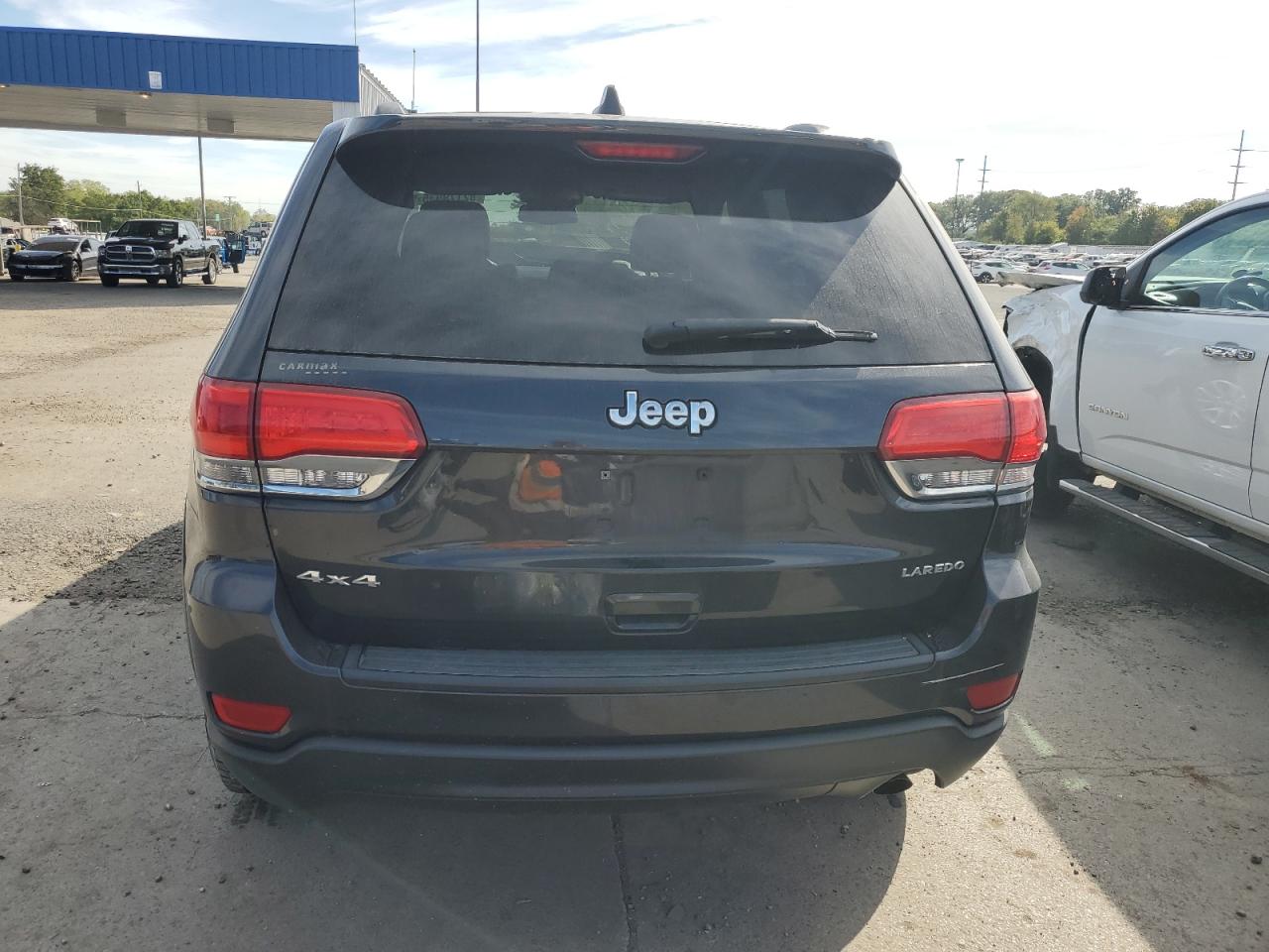 JEEP GRAND CHEROKEE LAREDO