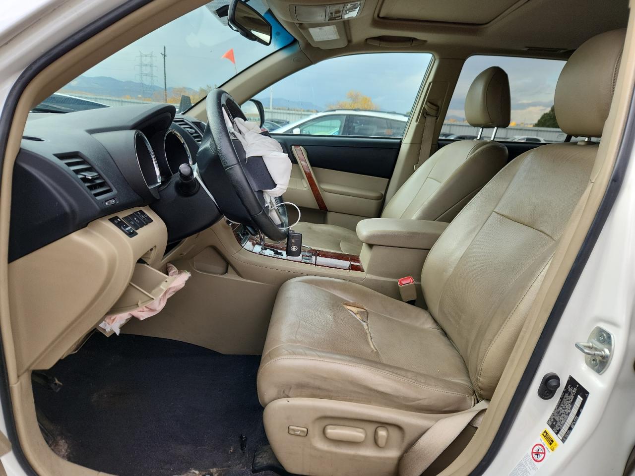 TOYOTA HIGHLANDER LIMITED