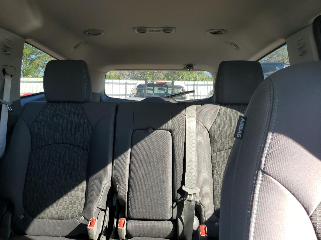 CHEVROLET TRAVERSE LS