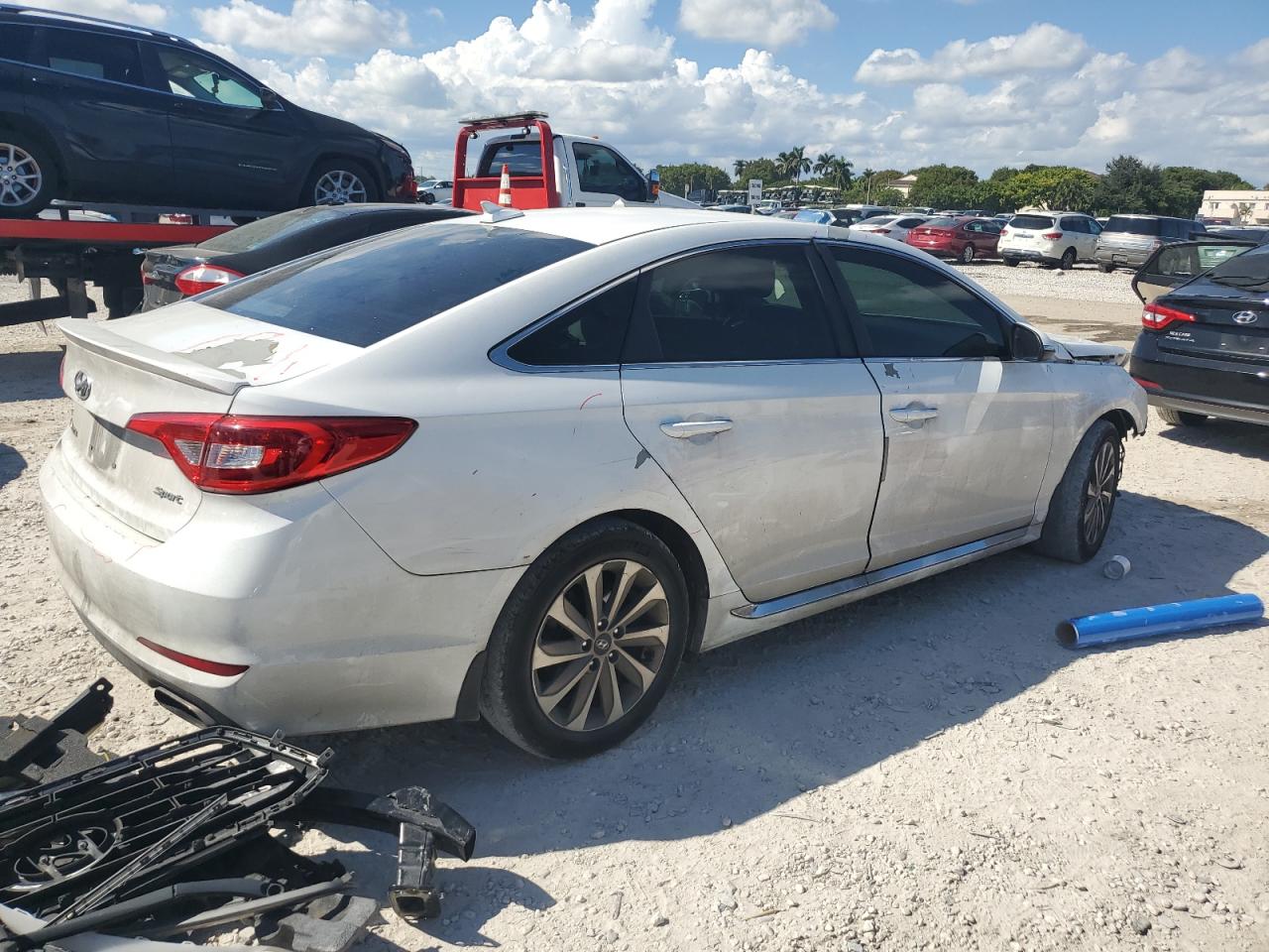 HYUNDAI SONATA SPORT