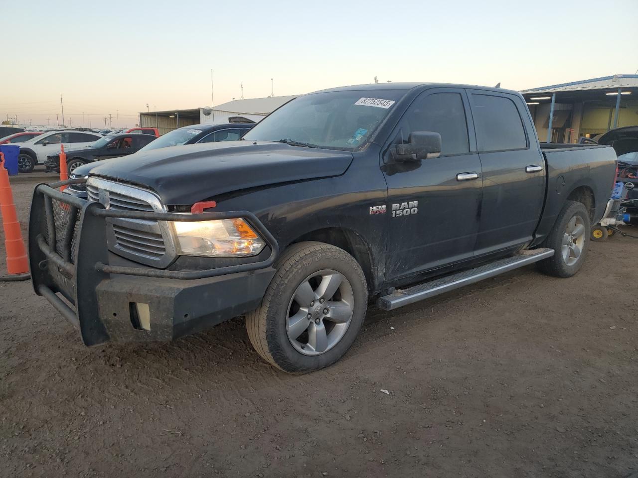 RAM 1500 SLT