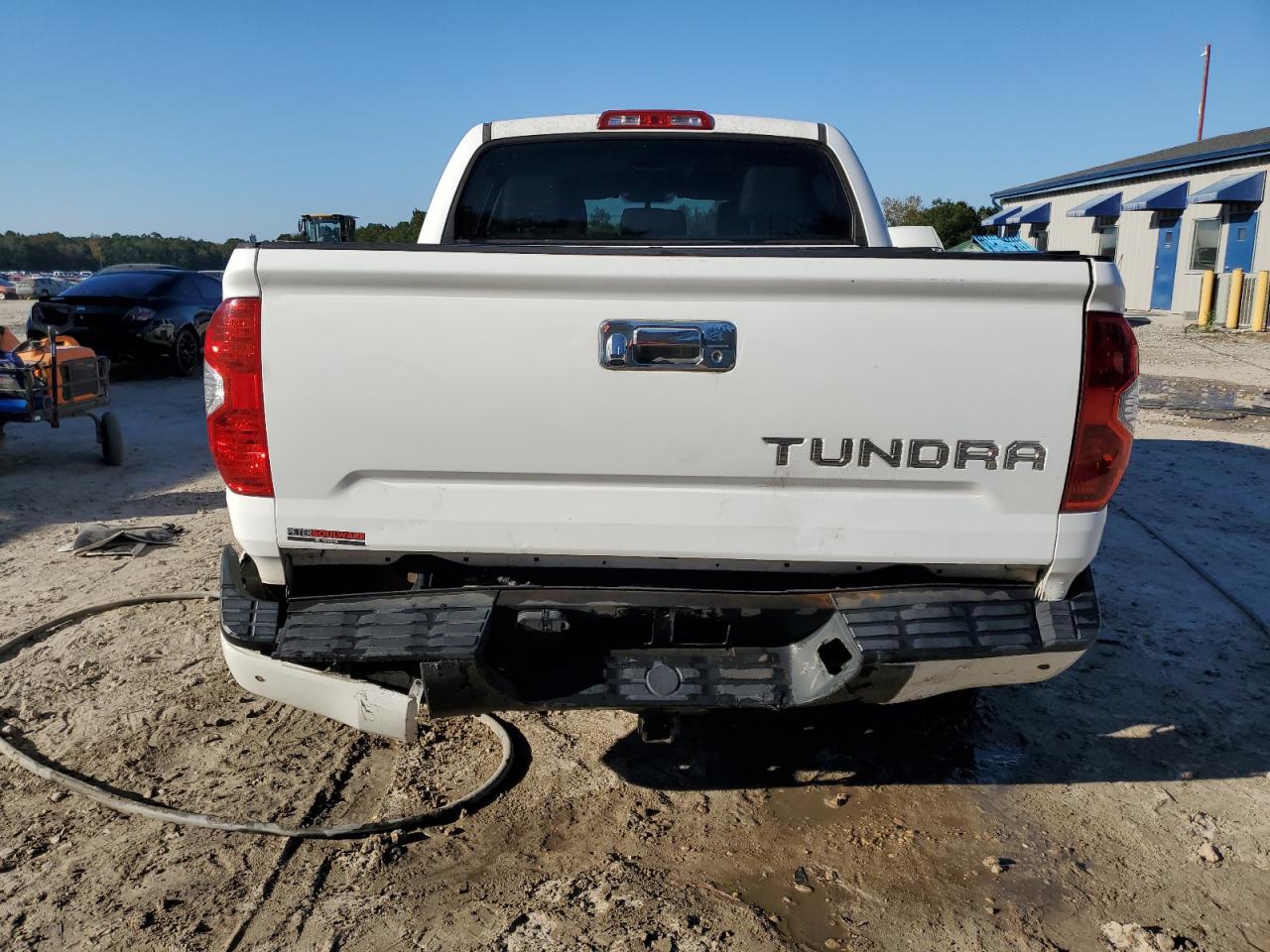 TOYOTA TUNDRA CREWMAX LIMITED