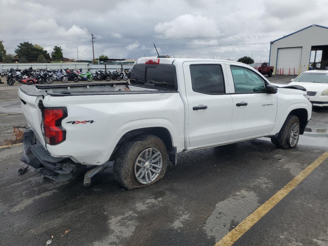 CHEVROLET COLORADO