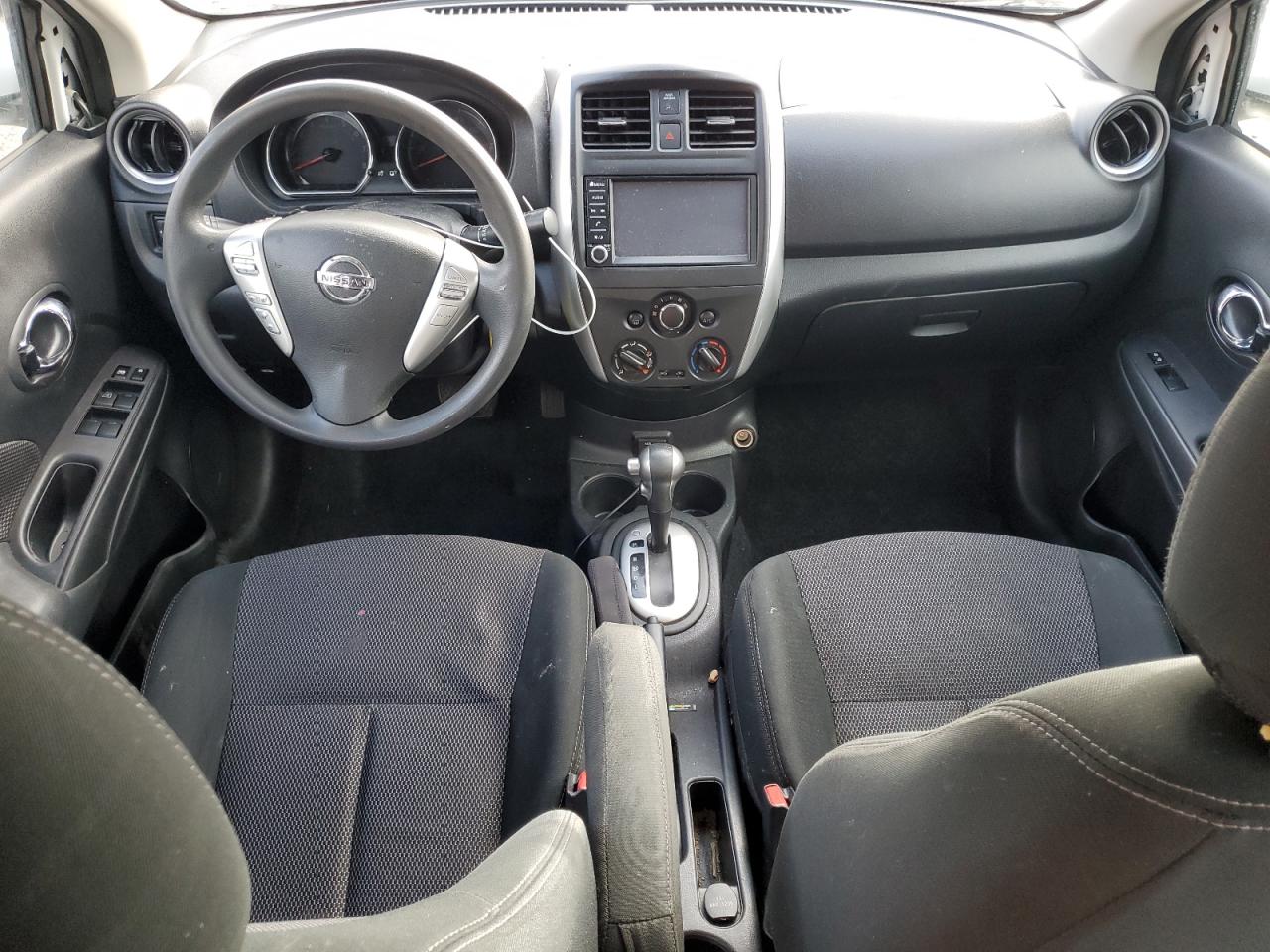 NISSAN VERSA S