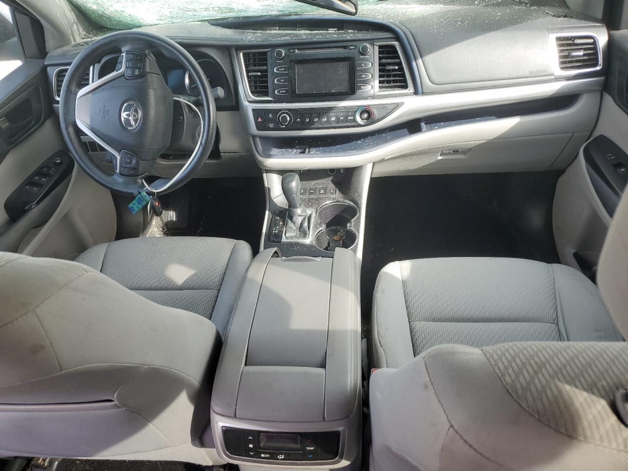 TOYOTA HIGHLANDER LE
