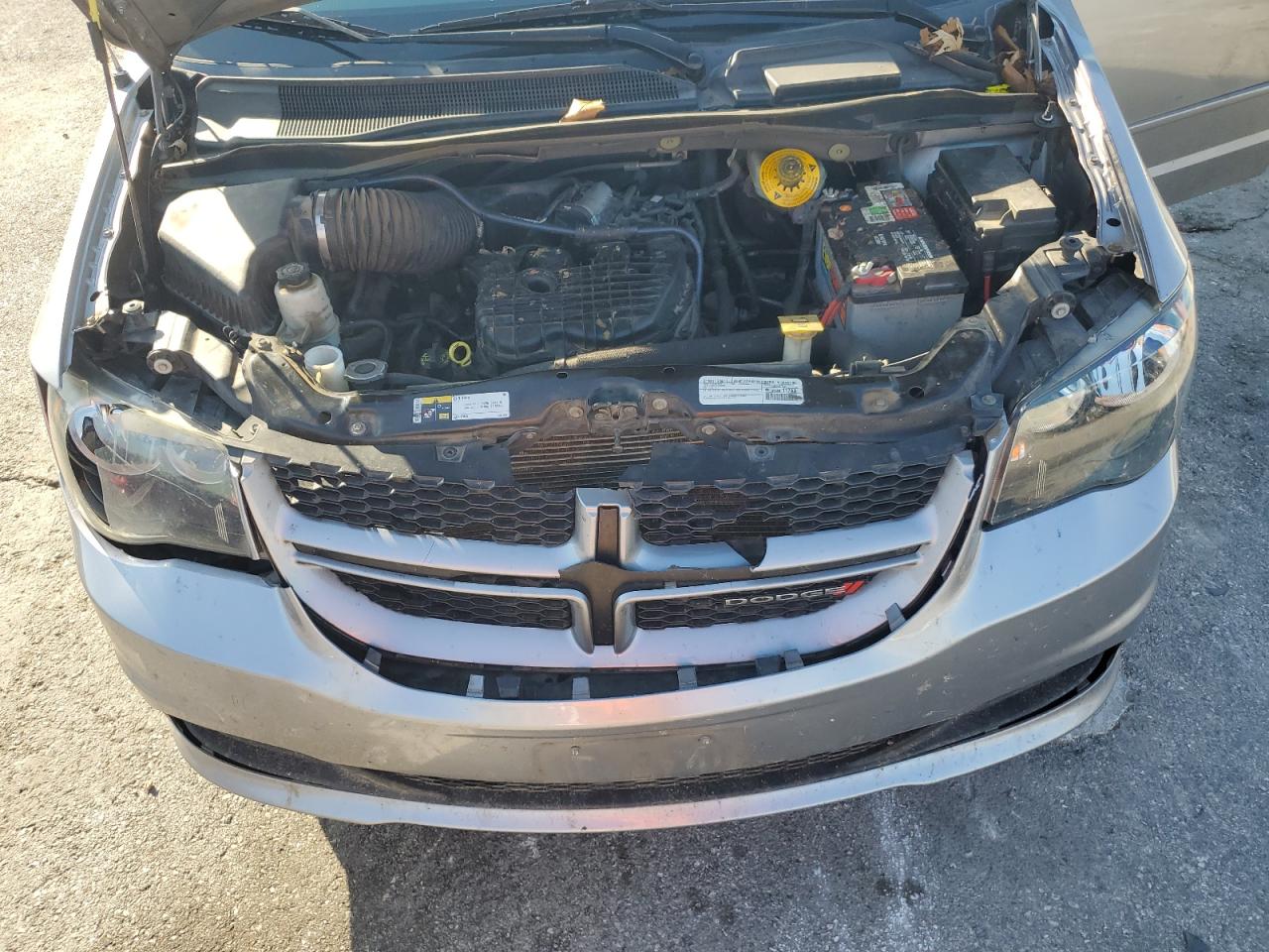 DODGE GRAND CARAVAN R/T