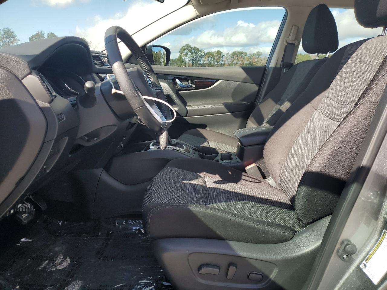 NISSAN ROGUE SPORT SV