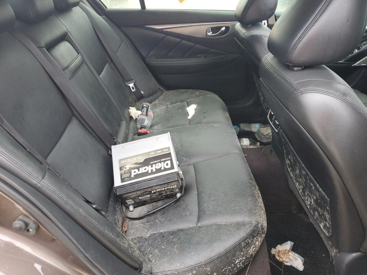 INFINITI Q50 PREMIUM