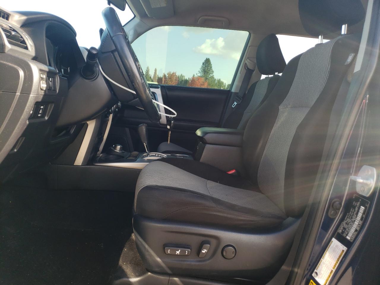 TOYOTA 4RUNNER SR5/SR5 PREMIUM