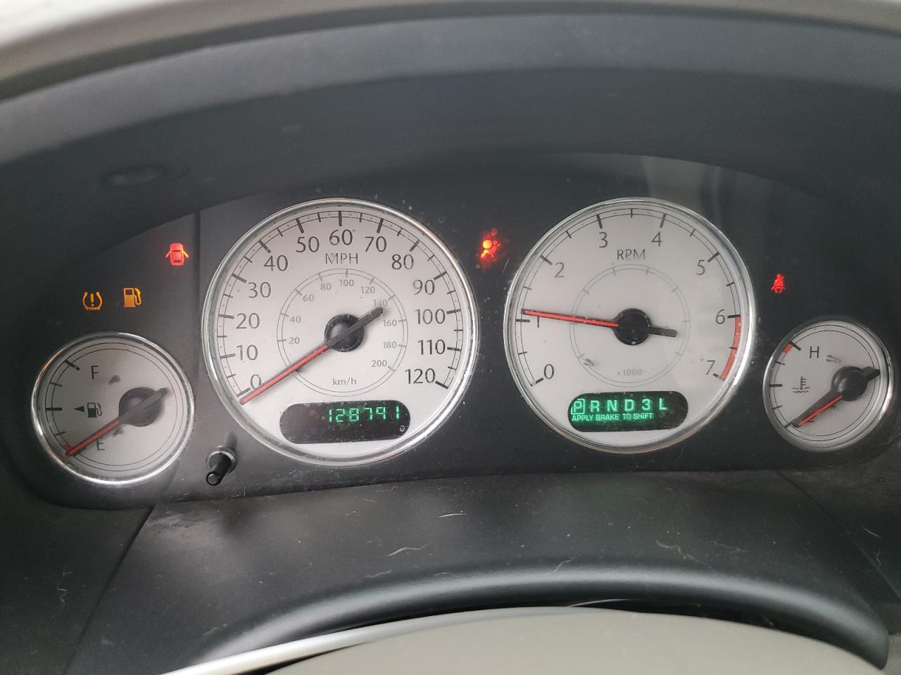 Lot #3298222028 2007 CHRYSLER TOWN & COU