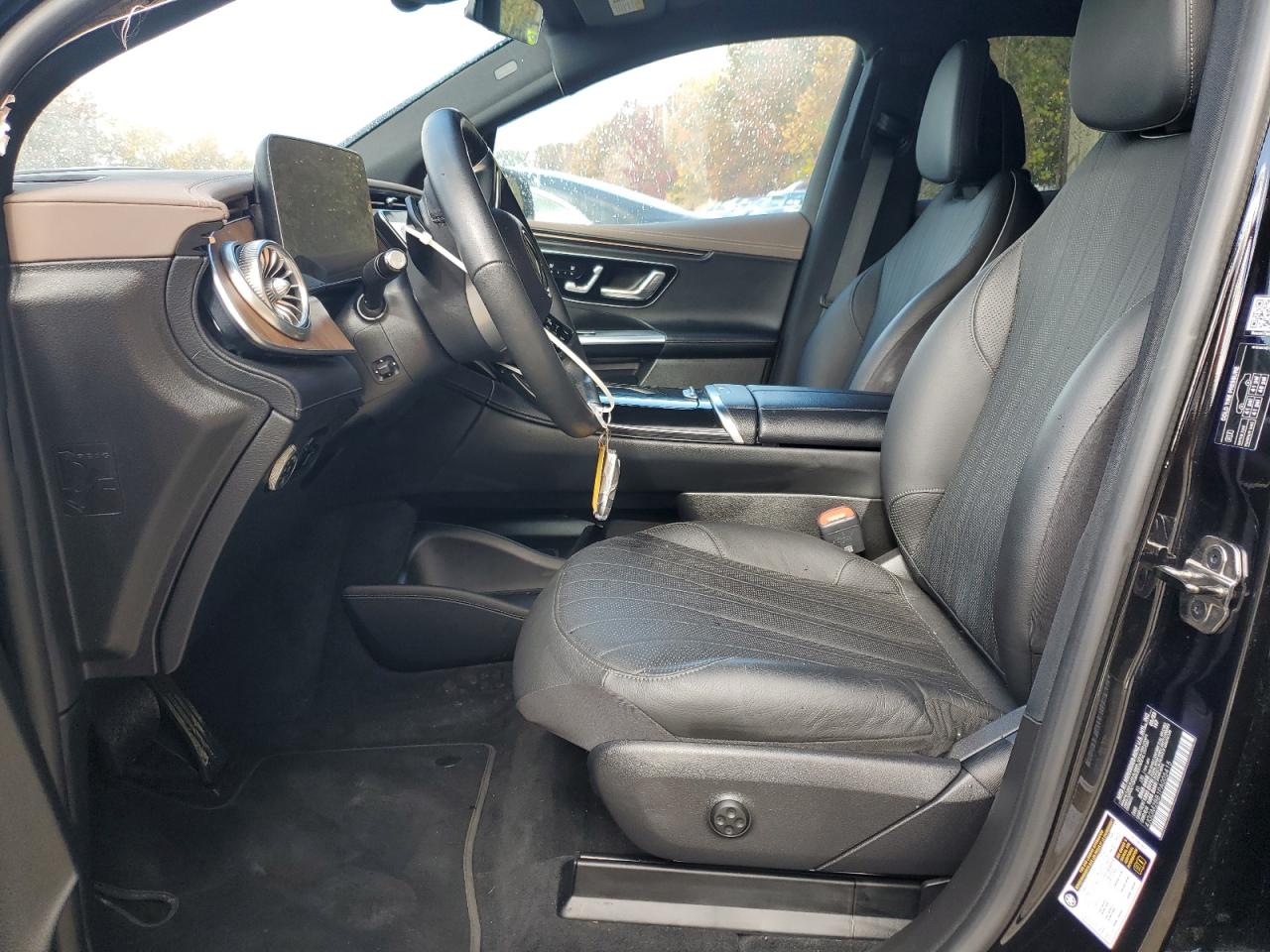 MERCEDES-BENZ EQE SUV 350+