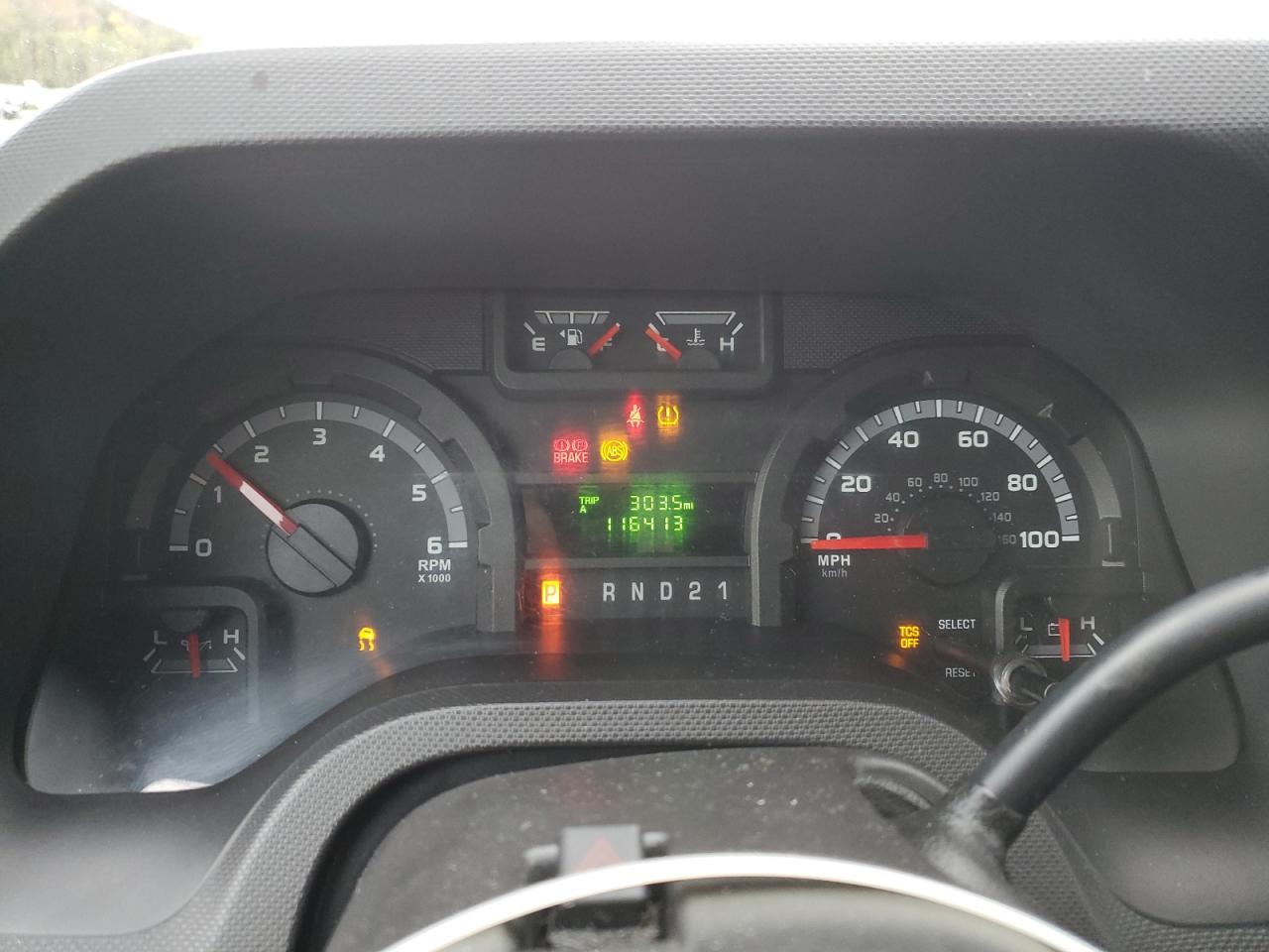 FORD ECONOLINE E150 VAN