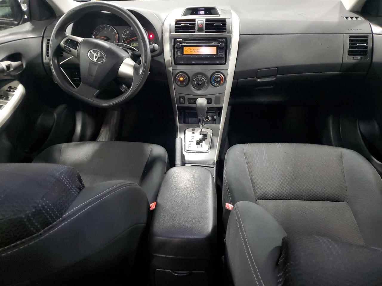 TOYOTA COROLLA BASE