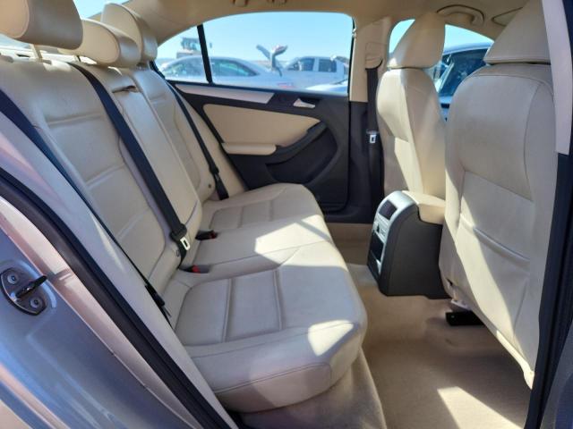 2014 VOLKSWAGEN JETTA SE - 3VWD07AJ5EM318036