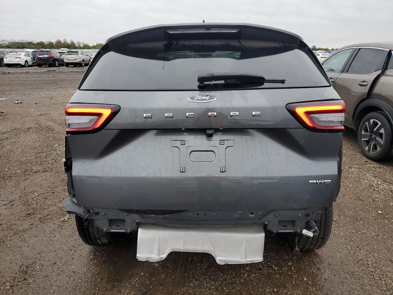 FORD ESCAPE ST LINE SELECT