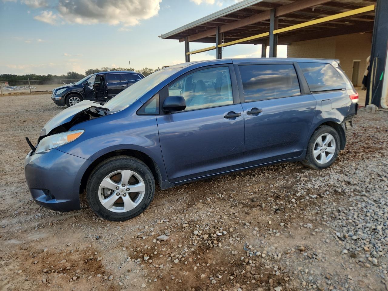 Lot #3287635018 2014 TOYOTA SIENNA
