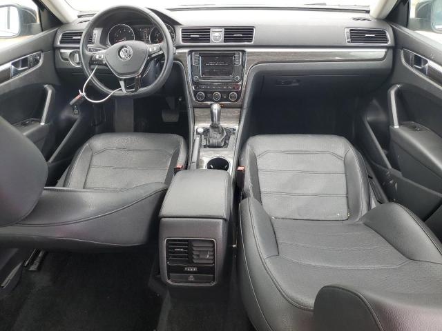 2017 VOLKSWAGEN PASSAT SE - 1VWBT7A36HC038132