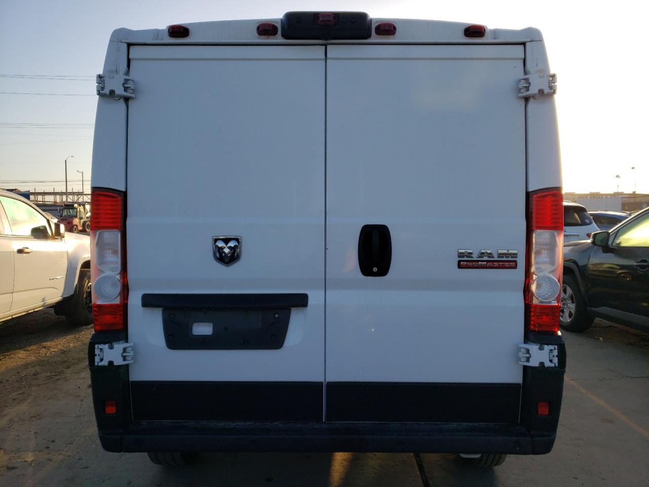 RAM PROMASTER 1500 STANDARD