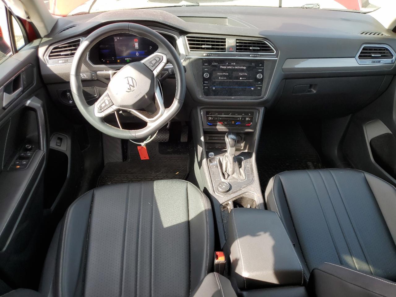 VOLKSWAGEN TIGUAN SE