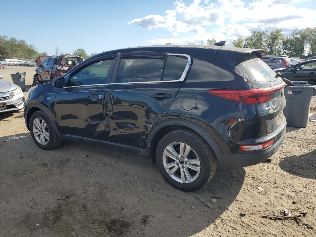 KIA SPORTAGE LX