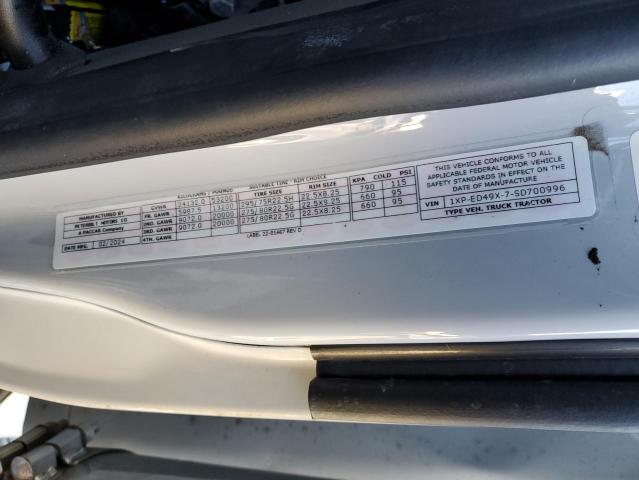 2025 PETERBILT TRACTOR 589 #3287517017