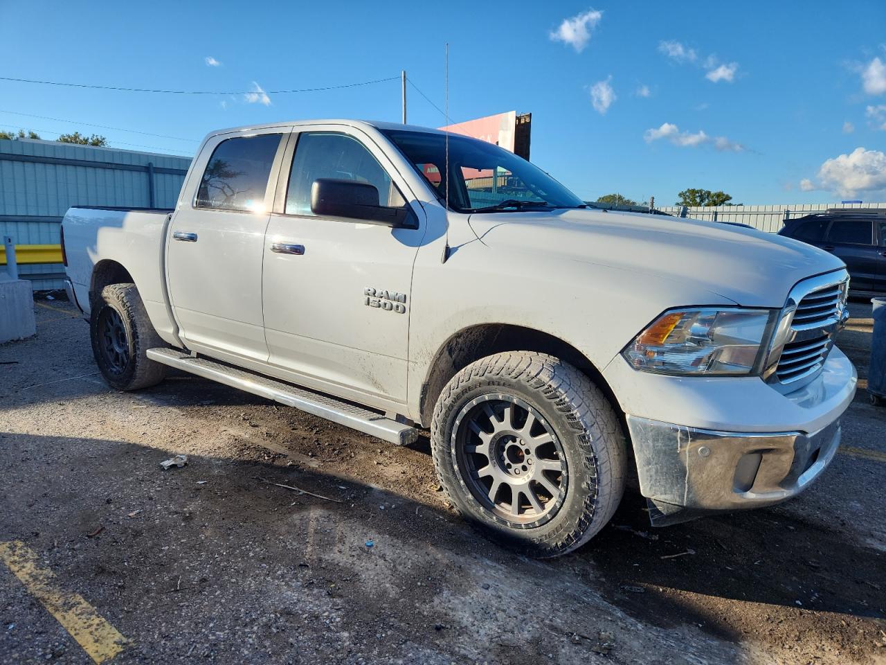RAM 1500 SLT