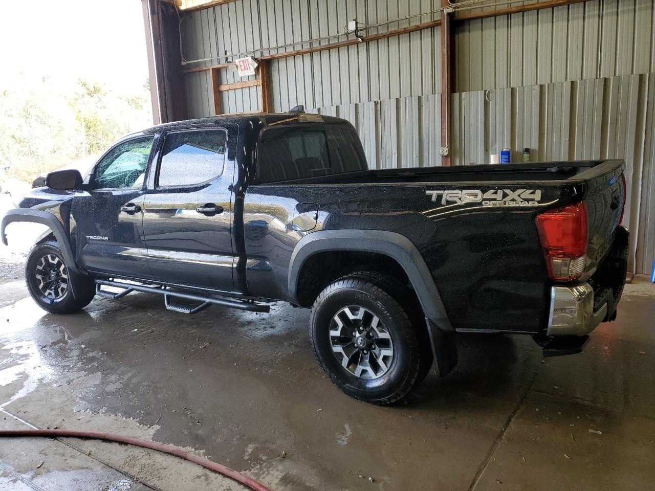 TOYOTA TACOMA DOUBLE CAB