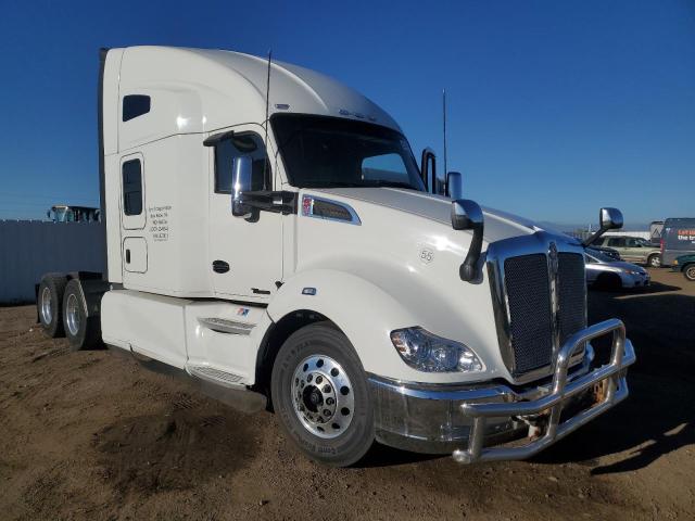 Global Auto Auctions: 2020 KENWORTH T680