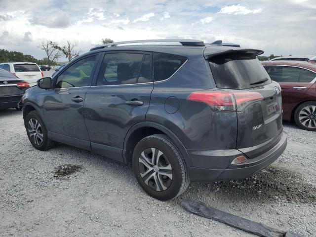 2018 TOYOTA RAV4 LE - JTMZFREV3JD130587