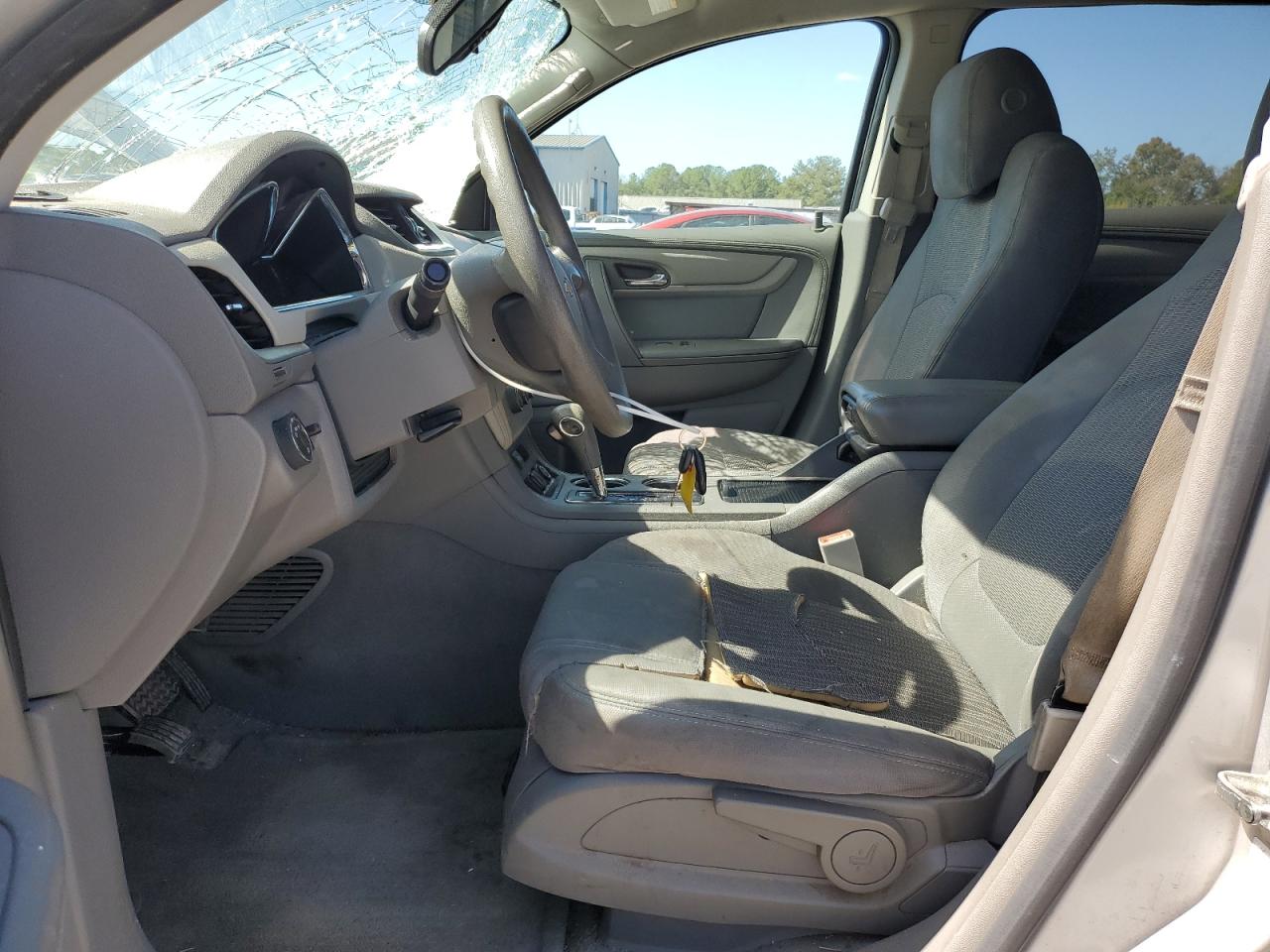 CHEVROLET TRAVERSE LS