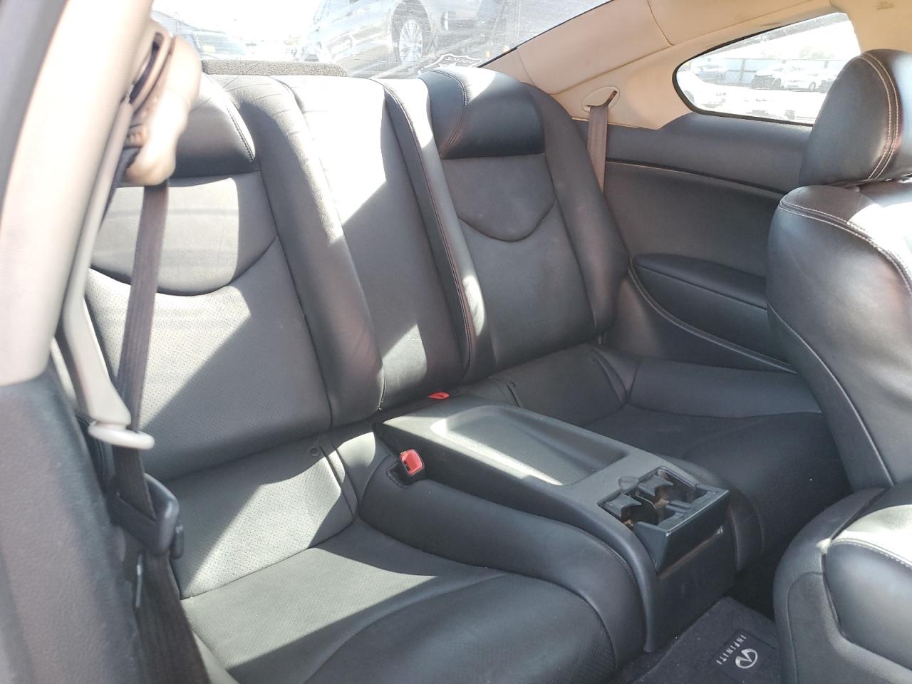 INFINITI G37 JOURNEY