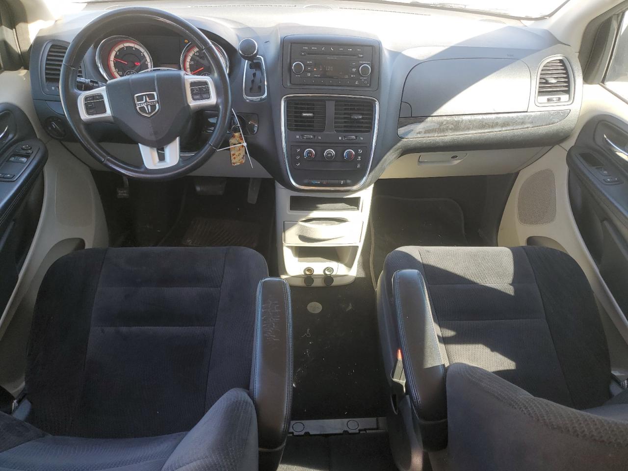 DODGE GRAND CARAVAN SE