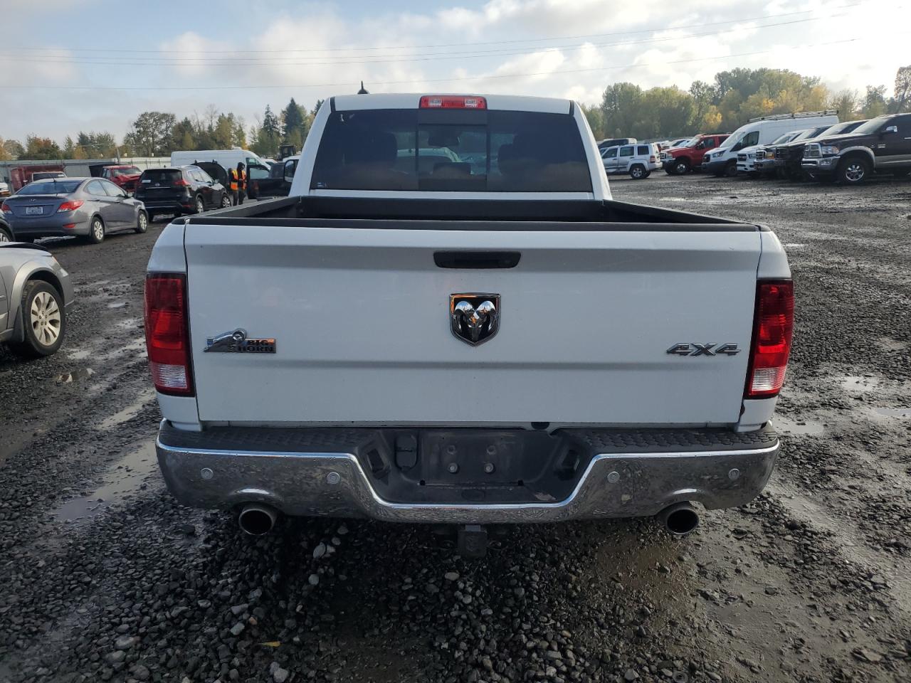 RAM 1500 SLT