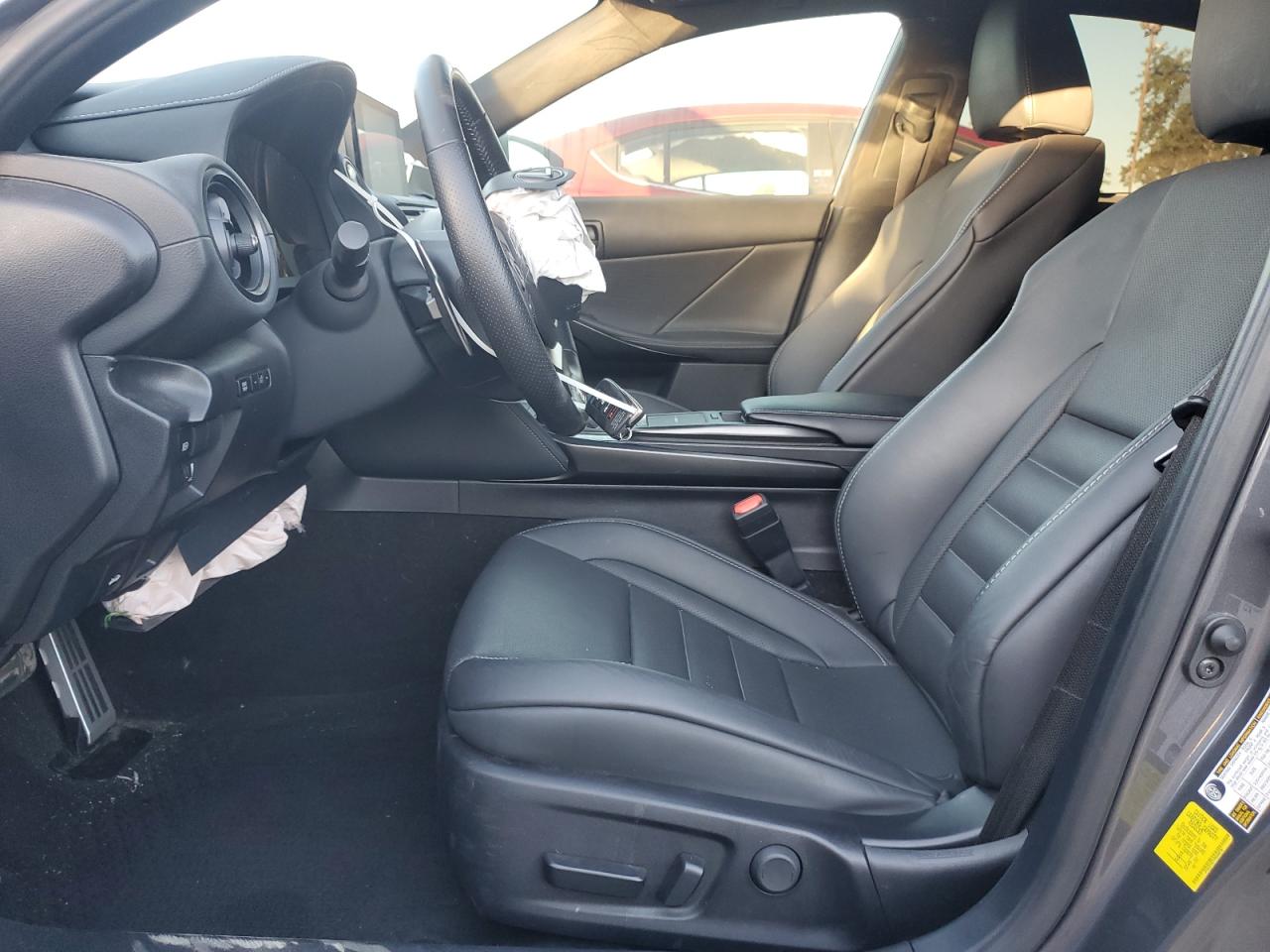 LEXUS IS 350 F SPORT DESIGN