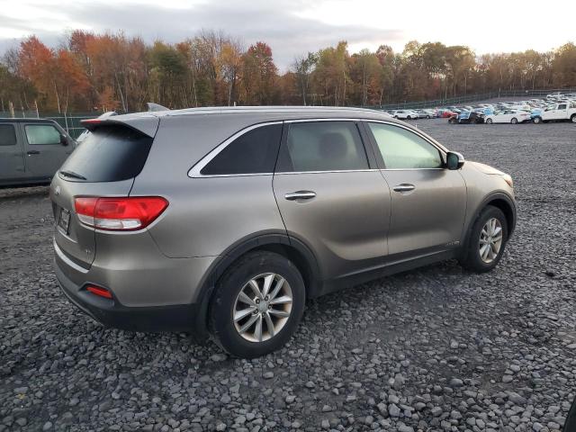 2016 KIA SORENTO LX - 5XYPGDA54GG134915