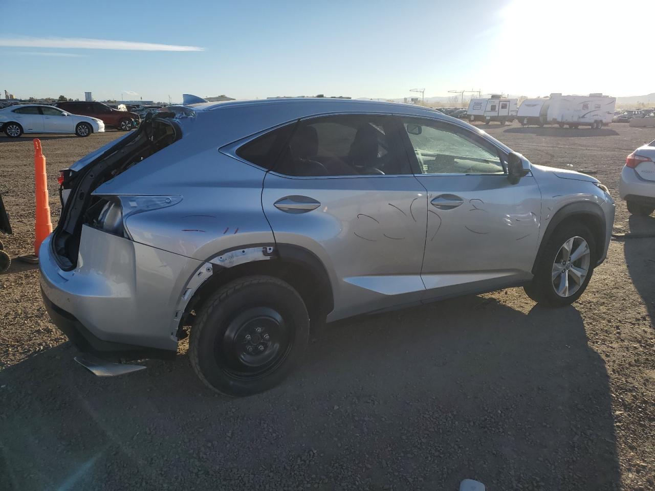 LEXUS NX 200T BASE