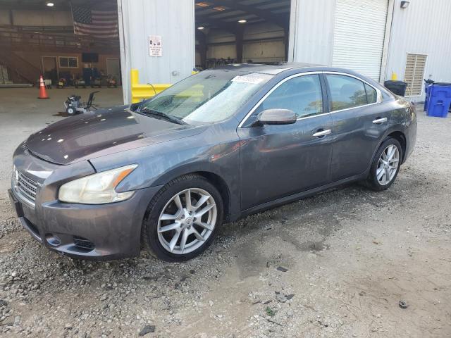 NISSAN MAXIMA S