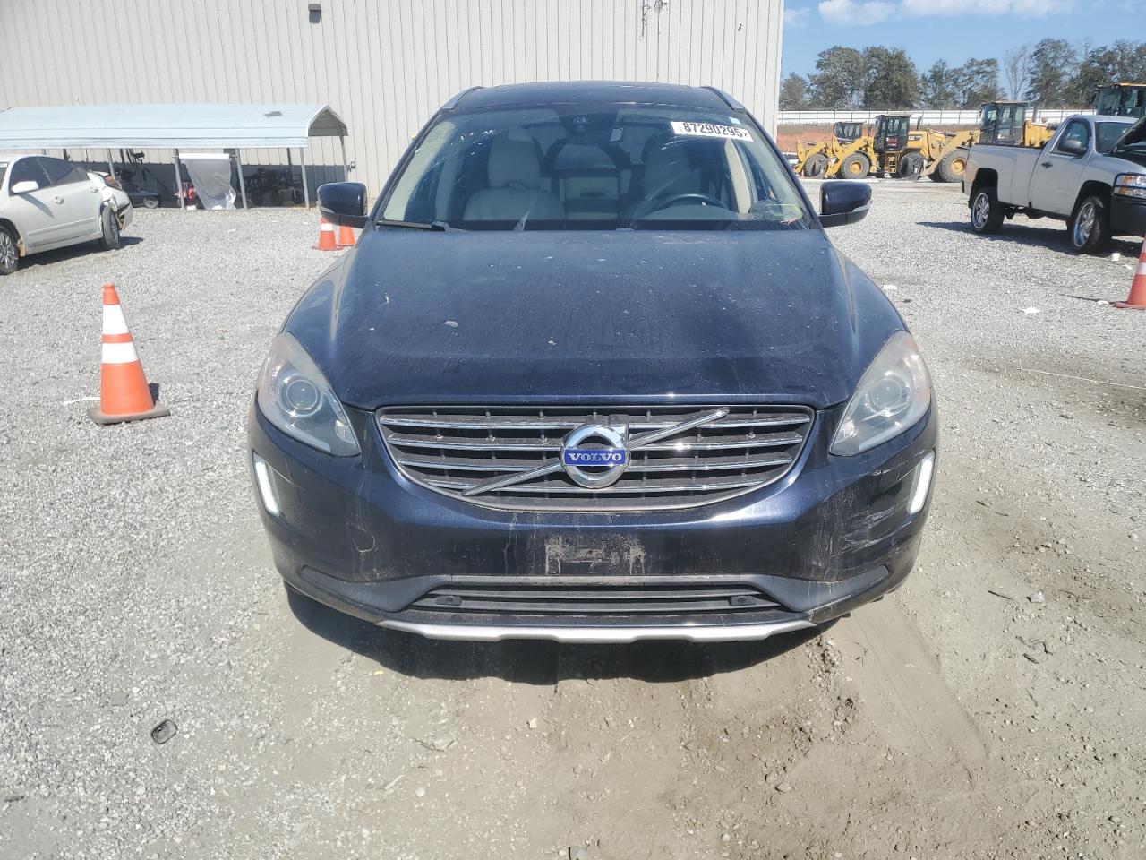 VOLVO XC60 T5 INSCRIPTION