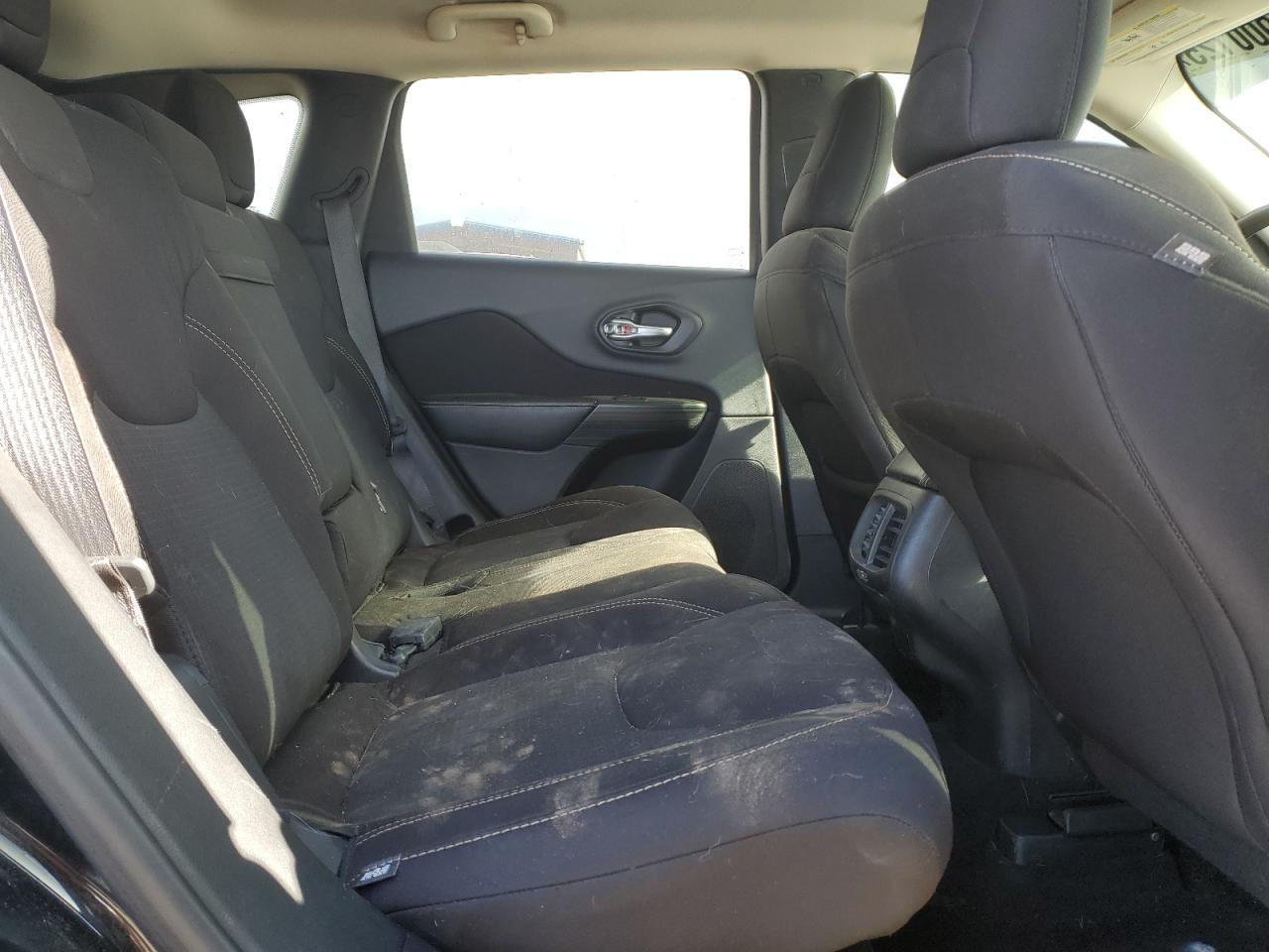 JEEP GRAND CHEROKEE LATITUDE