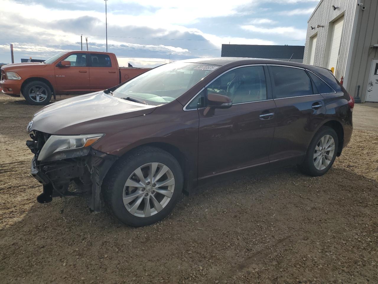TOYOTA VENZA LE