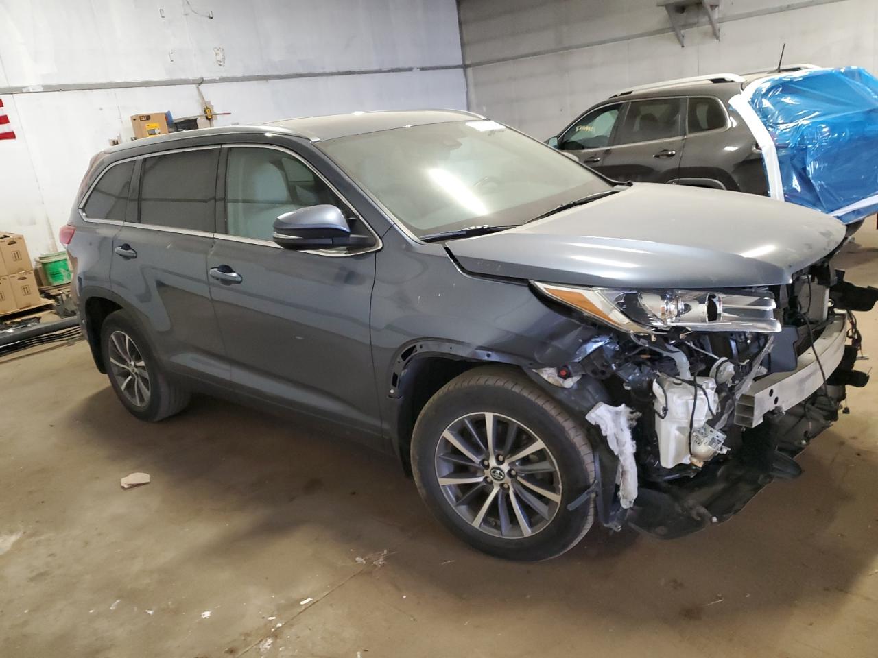 TOYOTA HIGHLANDER SE