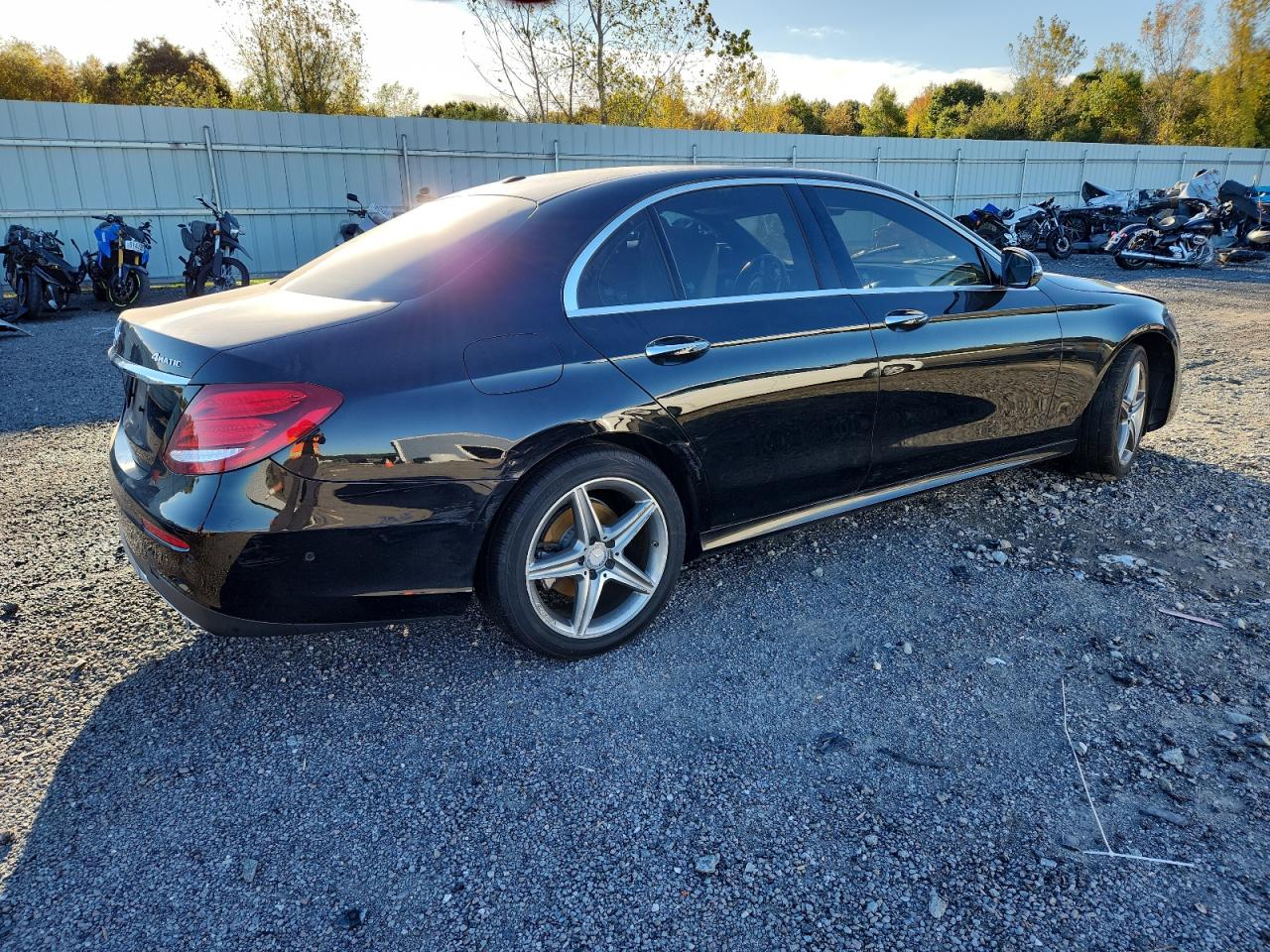 MERCEDES-BENZ E-CLASS 300 4MATIC