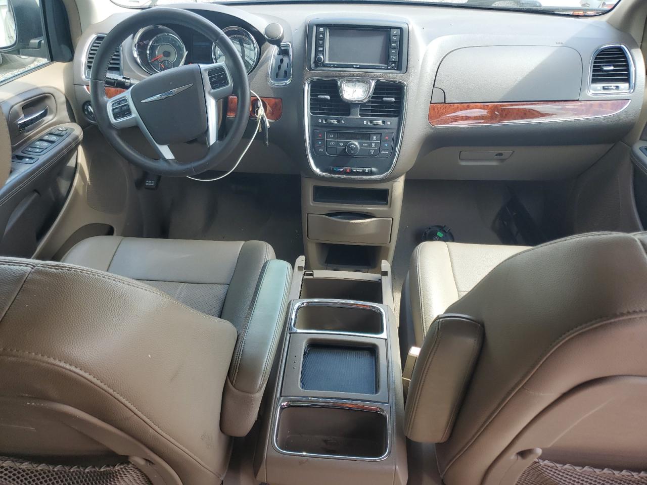 CHRYSLER TOWN & COUNTRY TOURING