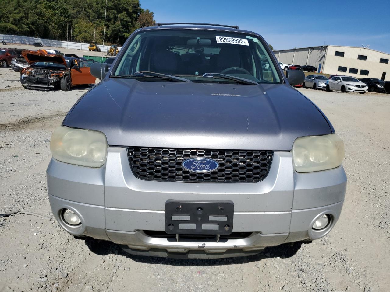 Lot #3302733000 2007 FORD ESCAPE XLT