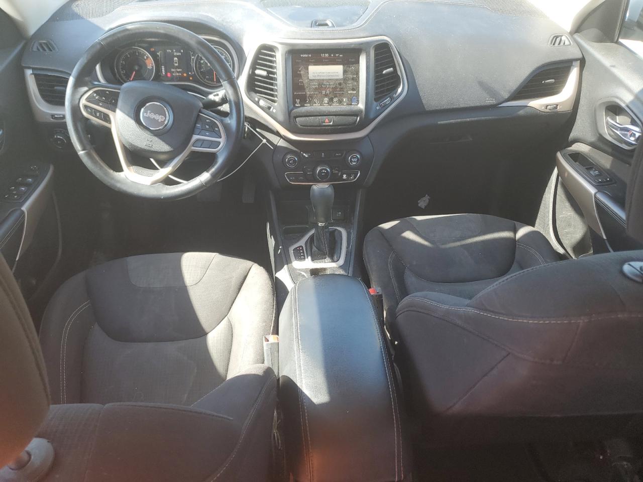 JEEP GRAND CHEROKEE LATITUDE