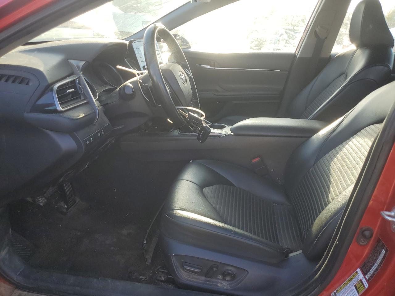 TOYOTA CAMRY SE NIGHT SHADE